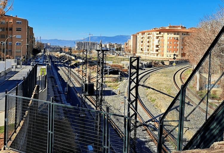 Integrar el ferrocarril en Granada